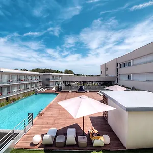 Comfort Le Maestria Отель Антиб