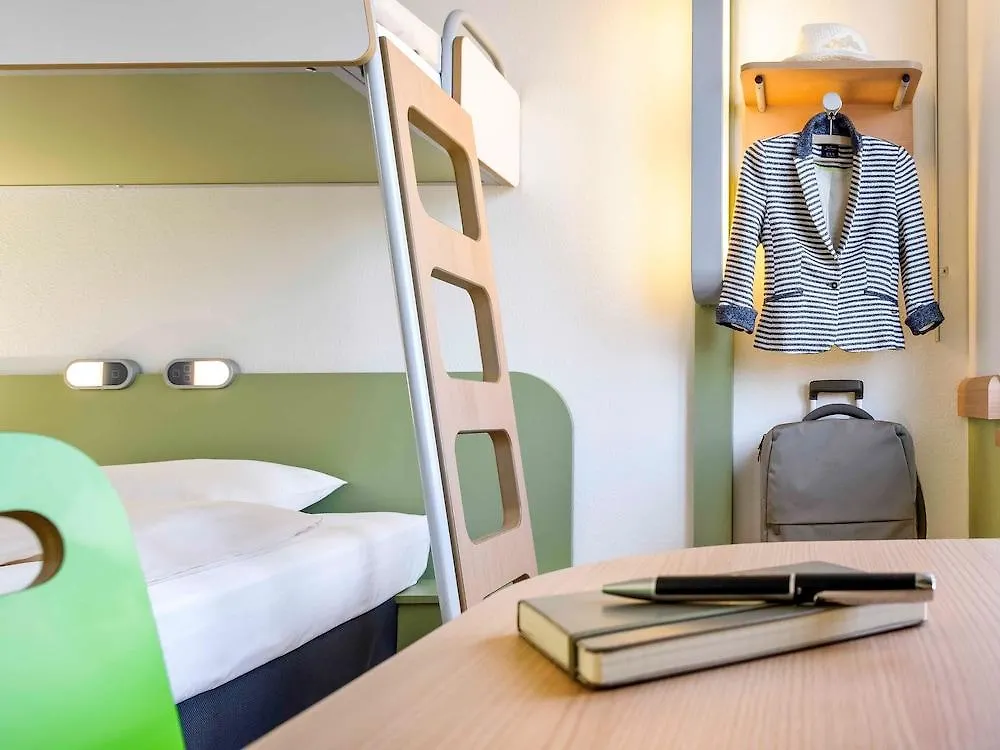 Ibis Budget Antwerpen Port Отель